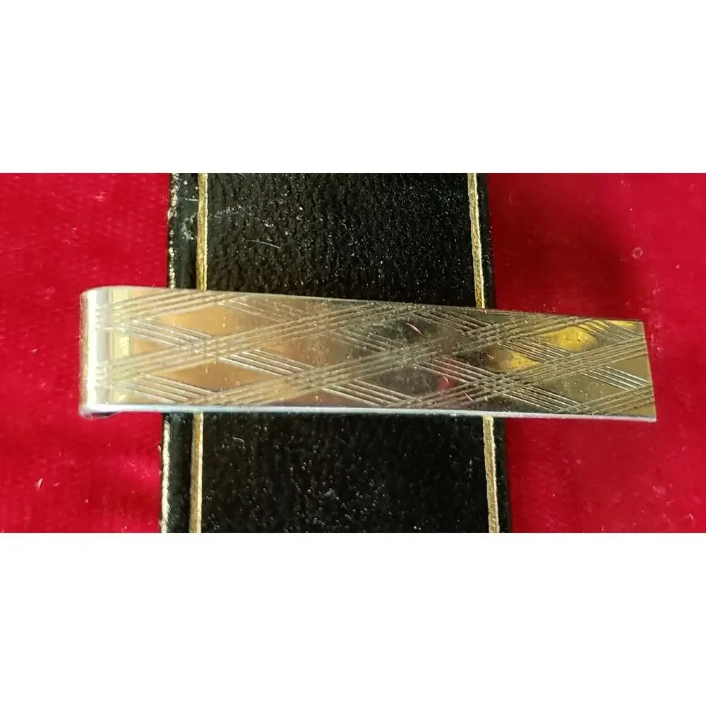Vintage Diamond Patterned Tie Clip Mid-Century Gold‎ Tone Tie Bar cl-